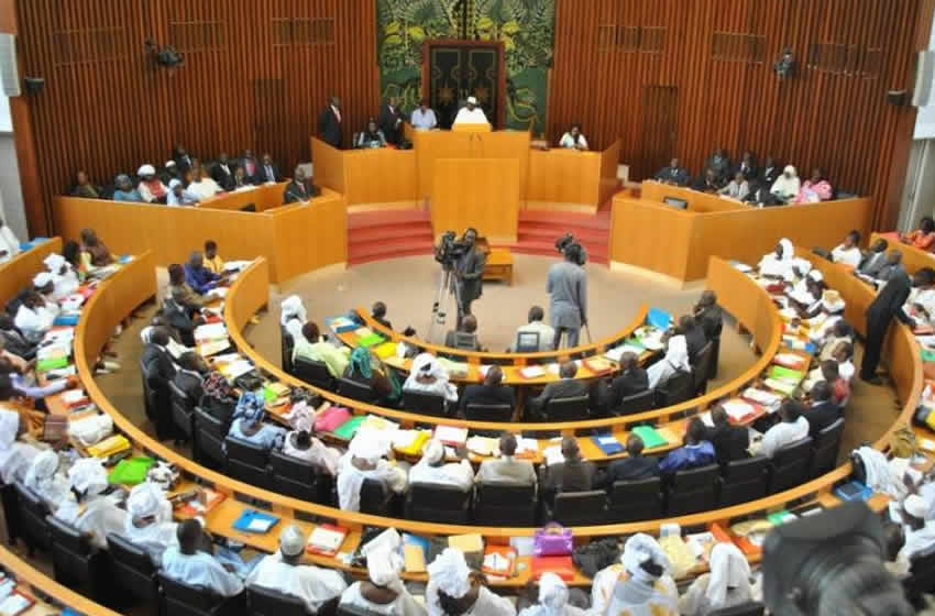 Assemblée Nationale : Le Député Maire défend les intérêts de Rufisque - vidéo